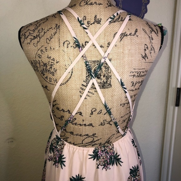 Flying Tomato Blush Pink Floral Print Cinched Waist Strappy Dress Size S… - Picture 8 of 9